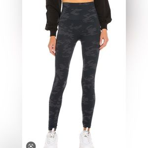 Spanx camo seamless leggings